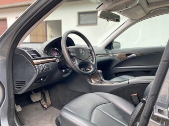 Mercedes E 220 W 211 125kw - 11