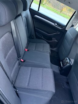 Volkswagen Passat 2.0 TDI Highline - 11