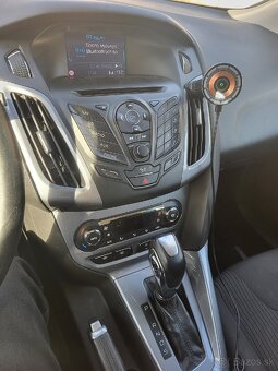 Ford Focus 2.0, rok 2013 - 11