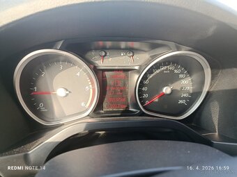 Ford Galaxy - 11