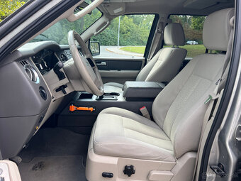 Ford Expedition XLT 5.4 V8, 4x4, 1.majitel, 67 000 km - 11