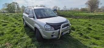 Hyundai Tucson 2,0 CRDi VGT - 11
