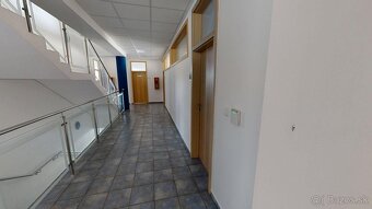 PINK Reality Prenájom kancelárie – 40 m², moderné priestory  - 11