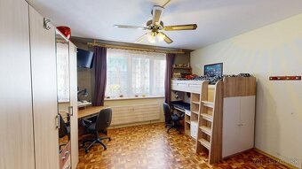 Priestranný 3 izbový byt na predaj na Slnečnej ulici - 11