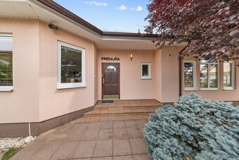 REZERVOVANÉ - RD (OBJEKT) V ATRAKTÍVNEJ LOKALITE SO SKLADOM - 11