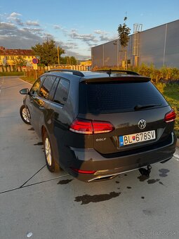 Volkswagen Golf Variant 1.6 TDI - 11