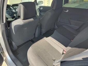 Renault Mégane Classic 1.6 16V - 11