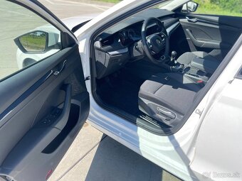 Škoda Octavia Combi 2.0 TDI SCR Ambition - 11