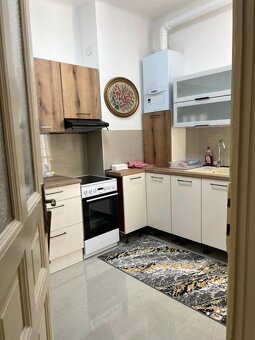 Trojizbový byt v centre Banskej Bystrice - 11