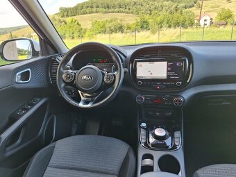 Kia Soul EV 64kWh Platinum v záruke Harman/Kardon, Virtual - 11