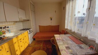 Na predaj 3 izbový byt s vlastným kúrením v Stropkove - 11