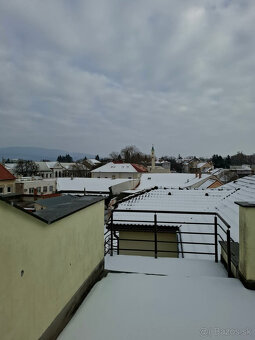 Prenájom 4 izbový byt Zlaté Moravce - 11