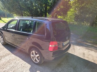 VOLKSWAGEN TOURAN - 11
