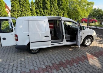 Volkswagen Caddy 1,9TDi MAXI Nová STK regály nafta manuál - 11