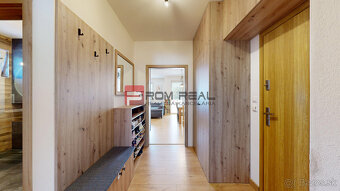 Rezervované 3 izbový byt v obci Tomášov - 11