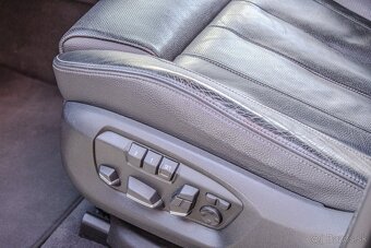 BMW X5 x Drive40d A/T - 11