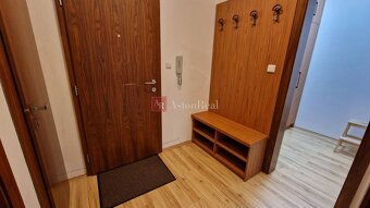 Rekreačný apartmán Vys.Tatry-Veľká Lomnica 57 m2-APARTMÁNY L - 11
