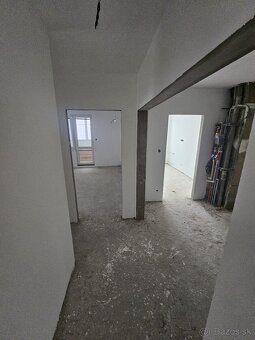 4- izbový byt vo Vranove n.T. - 11