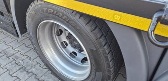 MAN TGS 26.480 8x2 E5 - odtahovka - 11