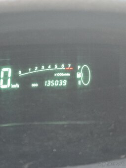 Toyota yaris 1.0 - 11