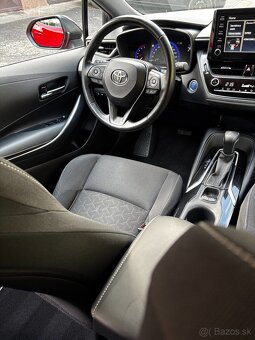 Predam Toyota Corolla - hatchback - hybrid - 11