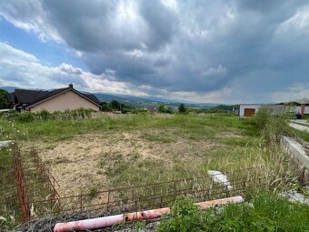 Pozemok na výstavbu rodinného domu - Prievidza - 11
