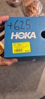 Predam 1 mesačne HOKA 38 a HOKA 44 - 11