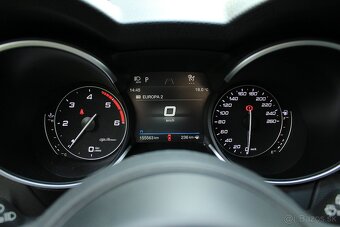 Alfa Romeo Stelvio 2.2 JTD 190k Q4 AWD A/T - 11