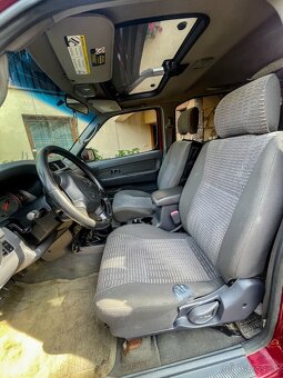 Nissan Xterra 3.3 benzín V6 - 11