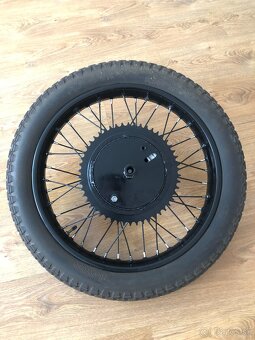 KOLA NA STARÝ MOTOCYKL ARIEL 500 PO RENOVACI - 11