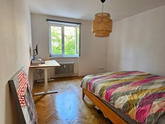 PRENÁJOM slnečný zrekonštruovaný 3-izbový byt na začiatku Ra - 11