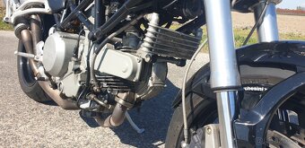 Ducati Monster 800 S2R - 11