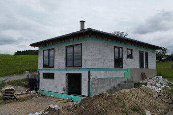 Novostavba rodinného domu IBV Ortáše - 11