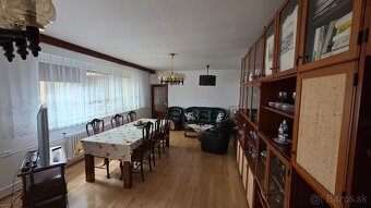 Priestranný rodinný dom s garážou, Senica - 11