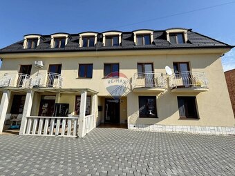 Moderný 3-izbový byt s pivnicou a parkovaním – Čierny Brod - 11