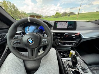 BMW 530xD G30 - 11