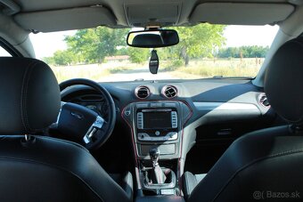 Ford Mondeo MK4 2.2 TDCi Titanium Combi - 11