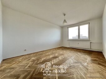 Na predaj 3-izbový byt na Nábrežnej ul. v Nových Zámkoch - 11