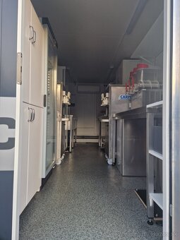 Foodtruck - skoro nový - 11