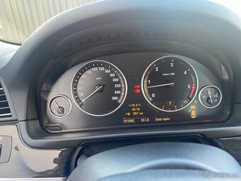 Predám BMW 530D F10 sedan - 11