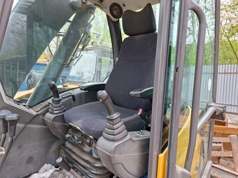 MECALAC 10 MCR - 11