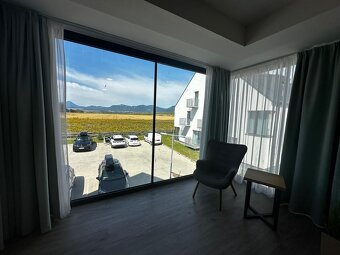 NA PREDAJ - štýlový aparmán v Maladinove – komfort, relax a  - 11