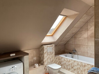 Bývanie v domčeku neďaleko B. Bystrice? Nech sa páči ... - 11