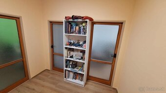 EXKLUZÍVNY PREDAJ-Prerobený 3 izb.byt s loggiou v KN - 11