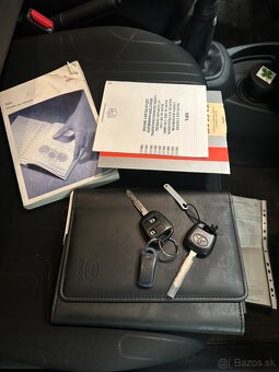 Predám Tyota Yaris 1.0 5D - 11