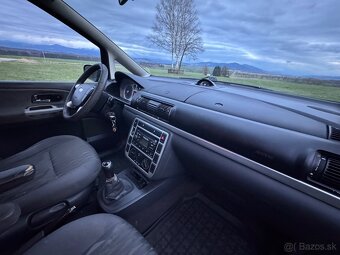 Predám Ford Galaxy - 11