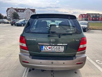 KIA Sorento 2.5 CRDi - 11