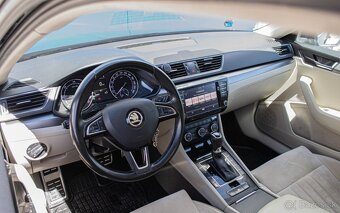 Škoda Superb Combi 2.0TDI L&K DSG - 11