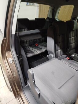 VW Touran 2,0tdi Web Webasto 7 miest - 11