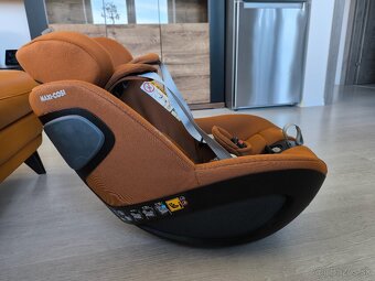 Maxi-Cosi Pearl 360 a základňa Maxi-Cosi FamilyFix 360 - 11